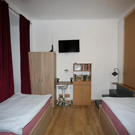 Odeon And Penzion 3*