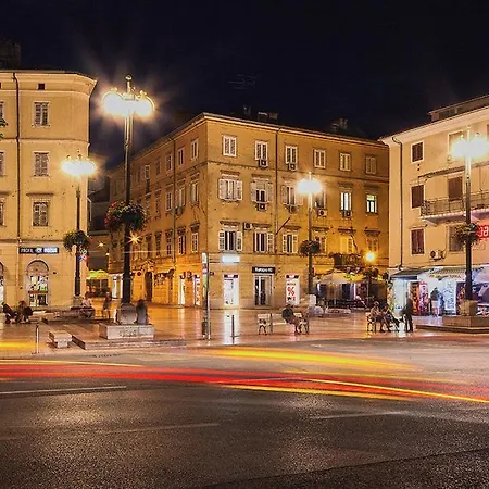Odeon And Casa de hóspedes Rijeka