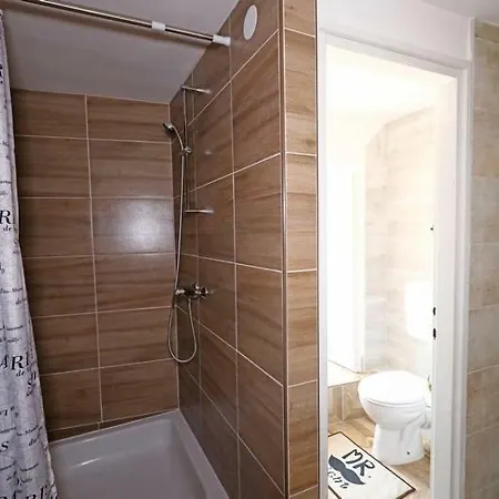 Odeon And רייקה